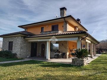 VILLA SINGOLA A ATRIPALDA