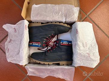 Scarponcini Levi’s