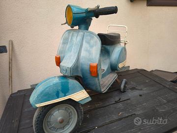 Vespa giocattolo PEG PEREGO