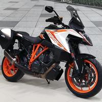 KTM 1290 Super Duke GT