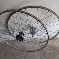 Ruote da corsa Campagnolo  + pedali 