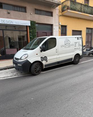 Opel vivaro