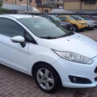 FORD Fiesta 1.5 TDCi 95CV 3 porte Titanium