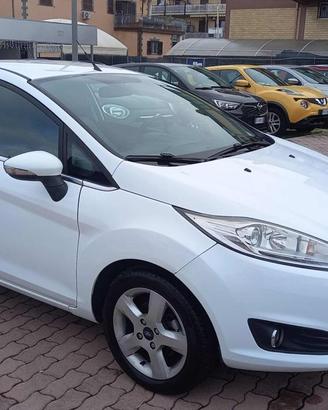 FORD Fiesta 1.5 TDCi 95CV 3 porte Titanium