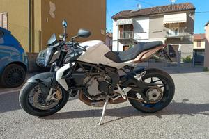 MV AGUSTA Brutale 675 2012