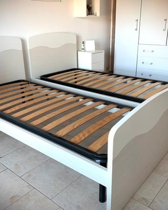 Letto, rete, struttura lettino in legno cameretta