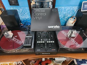 Coppia giradischi  più Mixer  più Phase Essential 