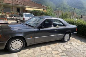 Mercedes 200CE