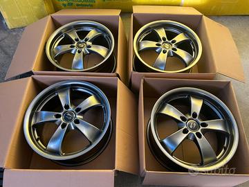 4 CERCHI GRAD CHEROKEE 18'' NON ORIGINALI USATI