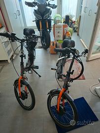  2 biciclette elettriche 20" pieghevoli
