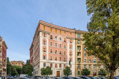 2 LOCALI A ROMA