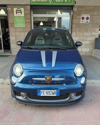 Abarth 500 1.4 Turbo T-Jet TRIBUTO FERRARI