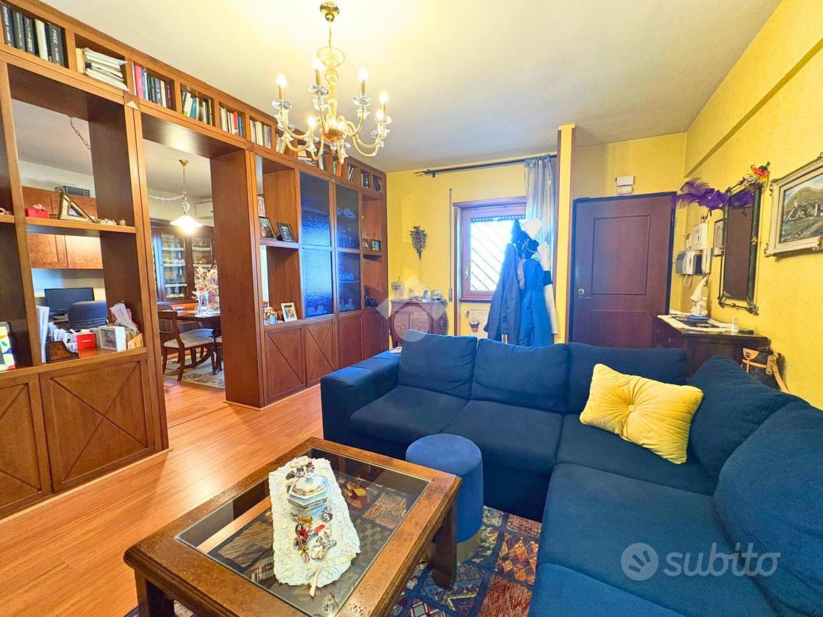 Apartment in Roma, Torrino, Municipio Roma IX - Altro