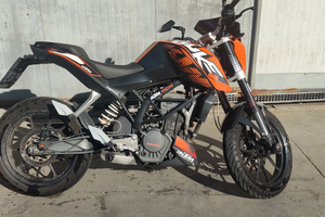 KTM Duke 200