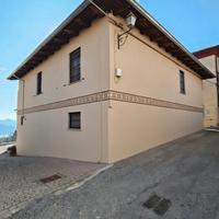 Casa nel borgo