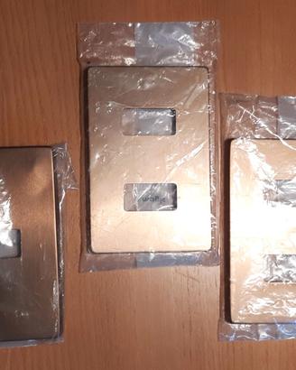 n. 3 placche interruttori Ticino Magic in ottone