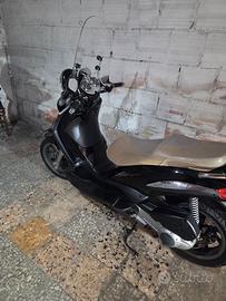 Beverly 250