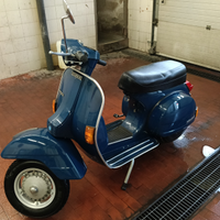 Piaggio Vespa PX150E 1982
