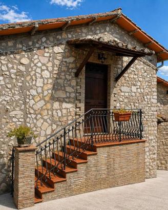 Rustico / Casale di 110 m² con 5 locali a Ferentil