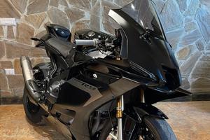 Yamaha YZF R9 Pista