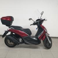 Piaggio Beverly 300 i.e. scooter