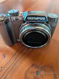 compatta Olympus 