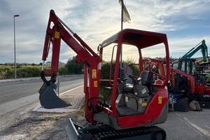 MINIESCAVATORE YANMAR
