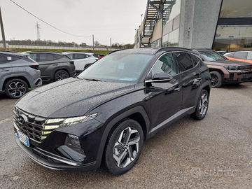 HYUNDAI Tucson 3ª serie Tucson 1.6 HEV aut. Ex...