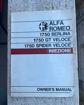 Alfa Romeo 1750 America libretto