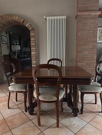 Tavolo antiquariato