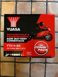 Batteria moto YUASA