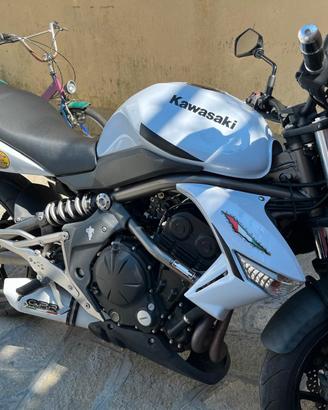 Kawasaki er6n 