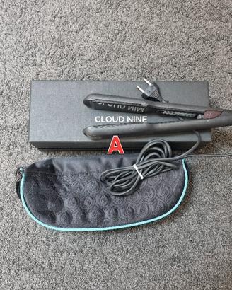 A mini piastra capelli Cloud Nine nuova
