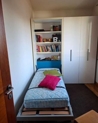 Letto + armadio 2 ante + libreria