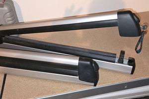 Portasci scorrevole per barre Audi