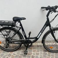 BICI ELETTRICA MOMO DESIGN MOD. VENEZIA