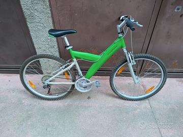 Bicicletta MTB Pininfarina 26" cambio Shimano