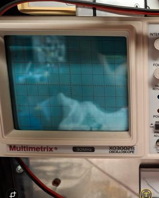 oscilloscopio analizzatore  segnali elettrici