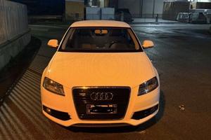 Audi a3 2.0 TDI 140cv S-LINE AMBITION neopatentati