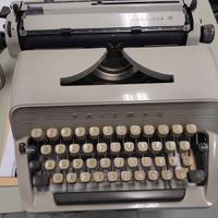 Macchina da scrivere vintage