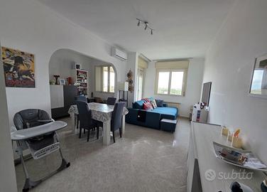 Trilocale in Via Carlo Zaccagnini, Spinaceto
