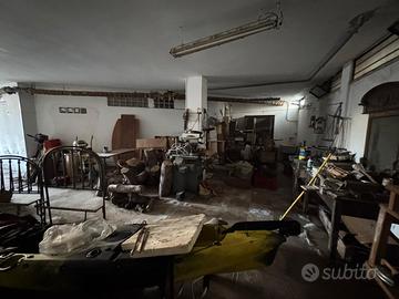 Garage\Box Auto 80+ mq a Merine