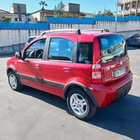 Fiat Panda Natural Power climbing