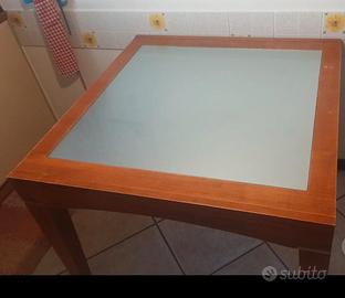 Tavolo in legno