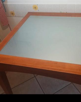 Tavolo in legno