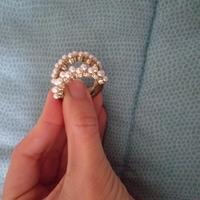 Orecchini tondi con perle