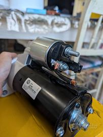 Motorino d'avviamento  8EA012527361 Hella Audi VW