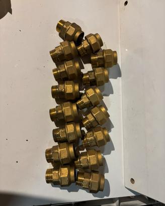 Raccordi per pvc da 25