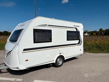 Roulotte weinsberg 390 qd