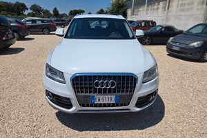 Audi Q5 2.0 TDI 150 CV clean diesel Advanced